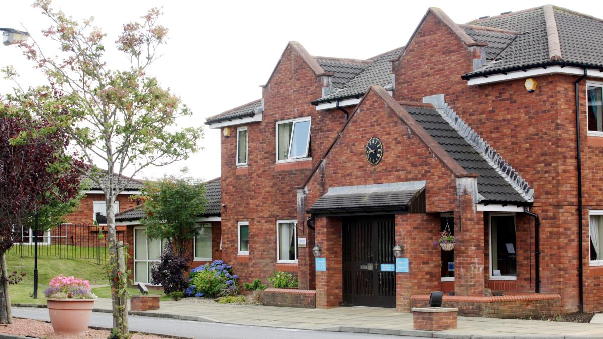 Arran View Care Home Bupa Saltcoats, 82 Burns Avenue
